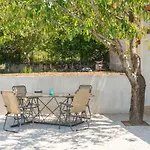 Vakantiehuis Jovi-relaxing, Fenced, Private, Heated Pool & View Tugare