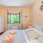 Vakantiehuis Jovi-relaxing, Fenced, Private, Heated Pool & View