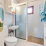 Jovi-relaxing, Fenced, Private, Heated Pool & View Tugare