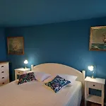 Vakantiehuis Jovi-relaxing, Fenced, Private, Heated Pool & View *