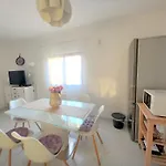 Vakantiehuis Jovi-relaxing, Fenced, Private, Heated Pool & View *