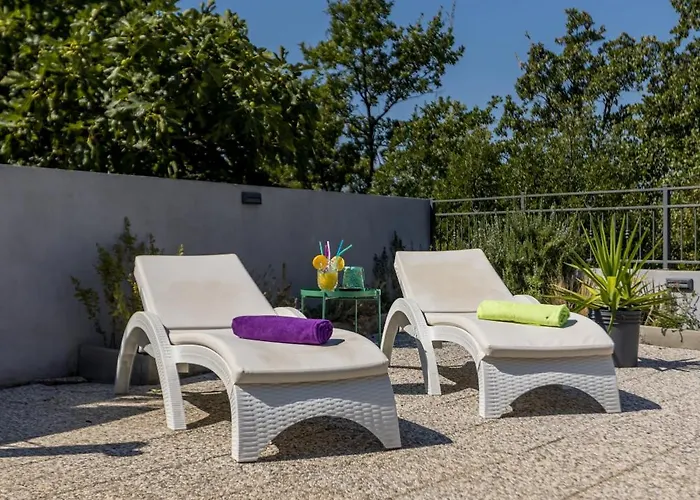 Nyaraló Jovi-relaxing, Fenced, Private, Heated Pool & View *