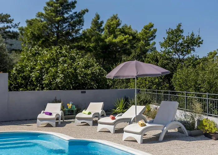 Jovi-relaxing, Fenced, Private, Heated Pool & View Nyaraló