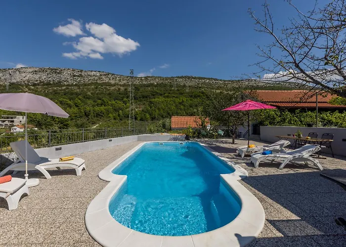Nyaraló Jovi-relaxing, Fenced, Private, Heated Pool & View *
