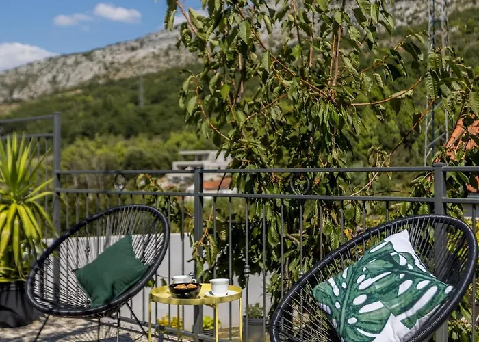 Jovi-relaxing, Fenced, Private, Heated Pool & View Nyaraló